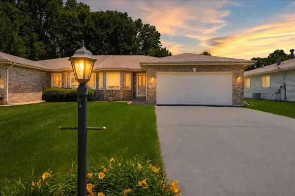 2033 Texas Street, Chesterton, IN 46304