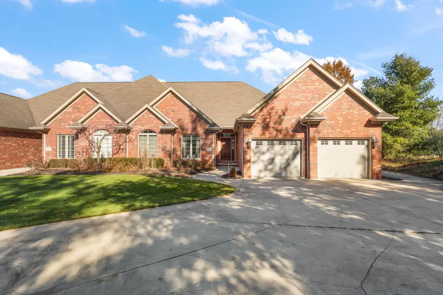 5540 Fountain View Drive, Wheatfield, IN 46392 - #3