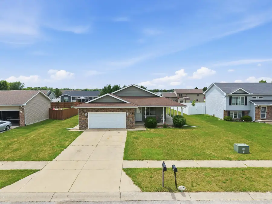 320 Ironwood Street Nw, Demotte, IN 46310 - #3