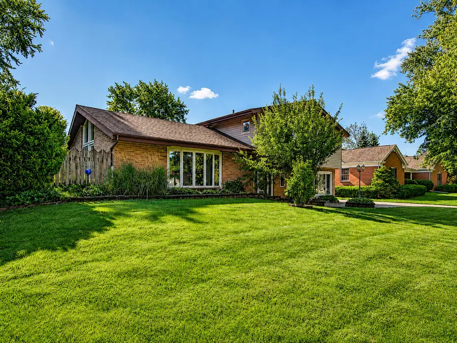 8205 Oakwood Avenue, Munster, IN 46321 - #3