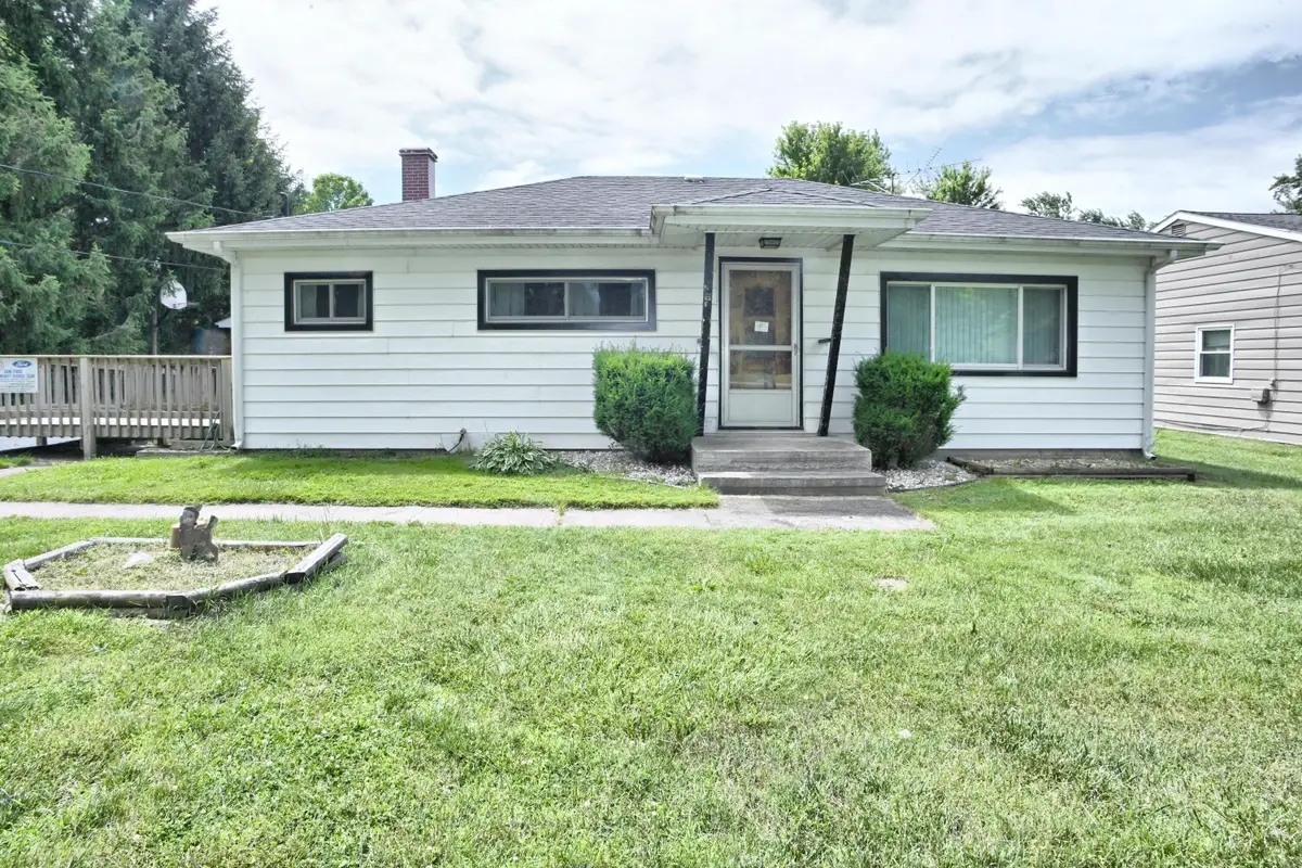 84 W 850 N, Valparaiso, IN 46385 - #1