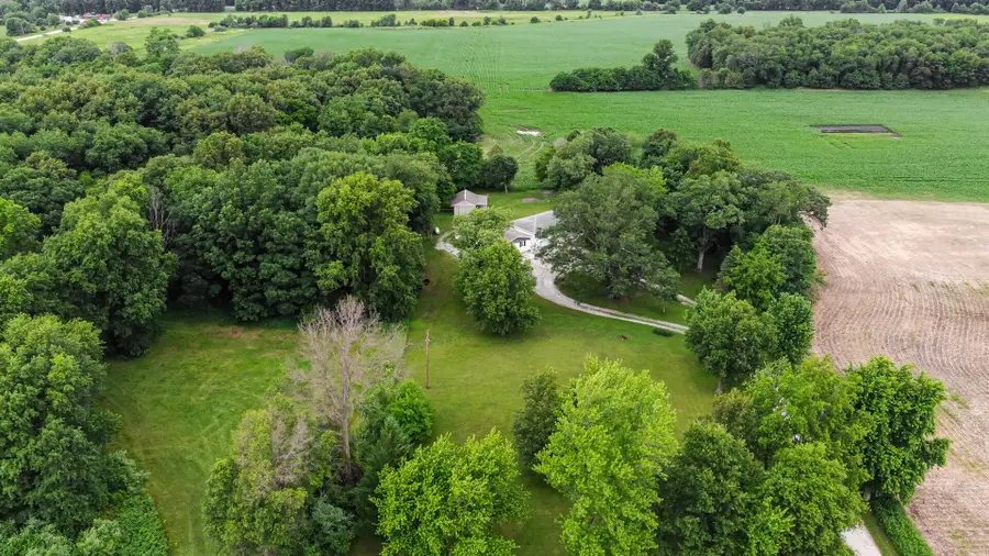 3218 E State Road 55, Fair Oaks, IN 47943 - #3