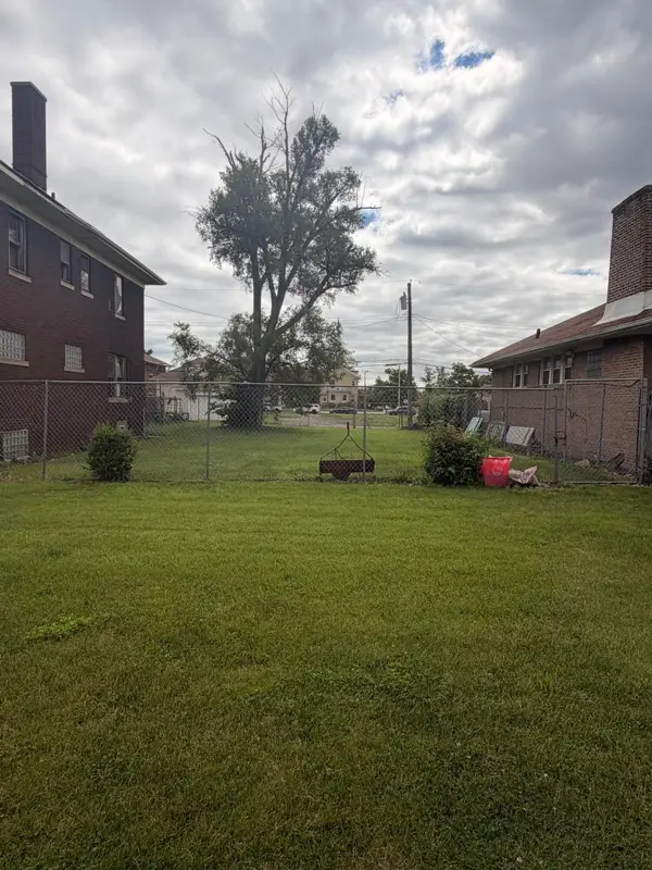 431 Roosevelt Street, Gary, IN 46404