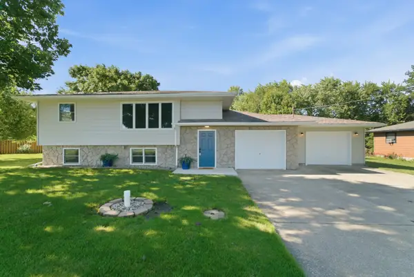 4552 E 200 S, La Porte, IN 46350