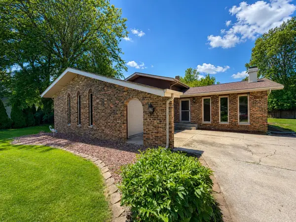 10008 Garfield Court, Crown Point, IN 46307