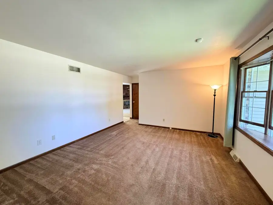 1619 W 95th Avenue, Crown Point, IN 46307 - #2