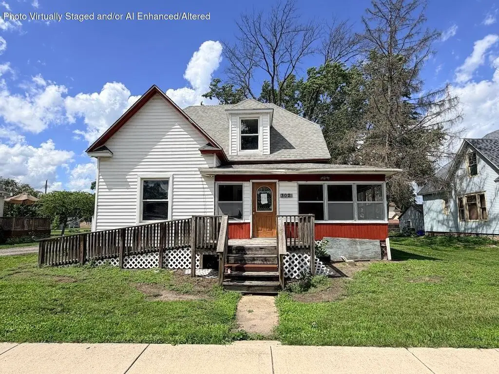 302 E Main Street, Medaryville, IN 47957 - #1
