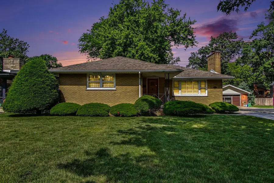 8510 Crestwood Avenue, Munster, IN 46321 - #2