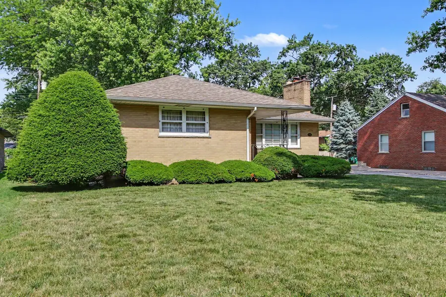 8510 Crestwood Avenue, Munster, IN 46321 - #3