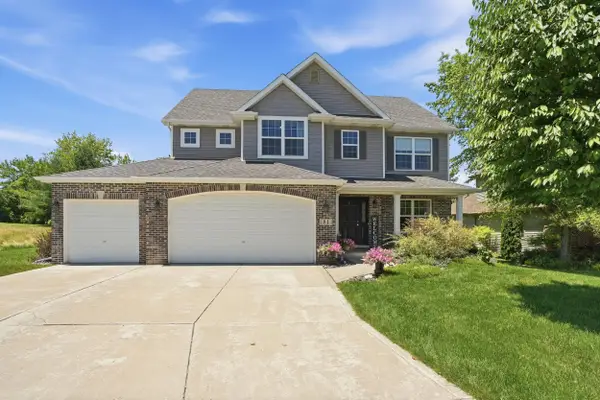 84 Bergamo Lane, Crown Point, IN 46307