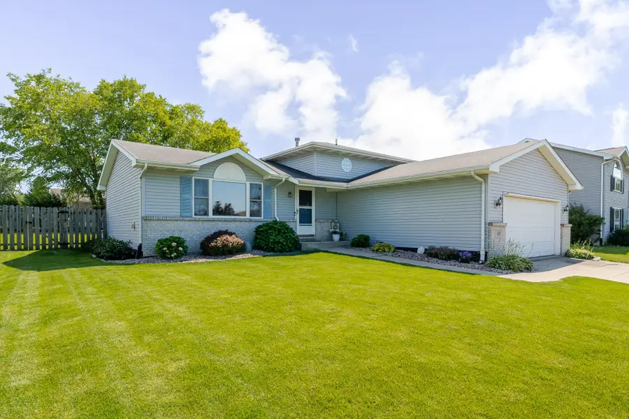 183 W 128th Avenue, Crown Point, IN 46307 - #2