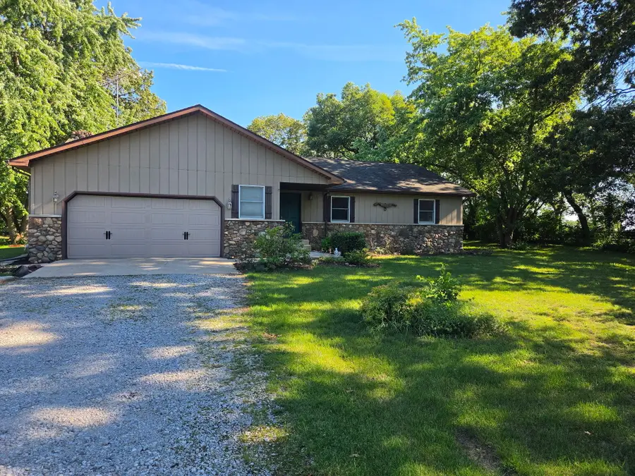 1809 W 900 N, Wheatfield, IN 46392 - #2