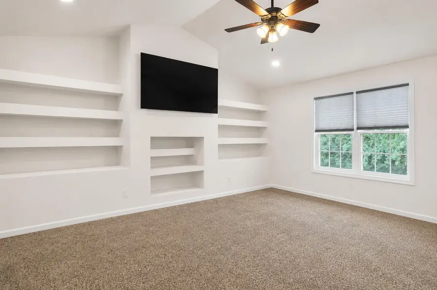 610 19th Street Se, Demotte, IN 46310 - #3