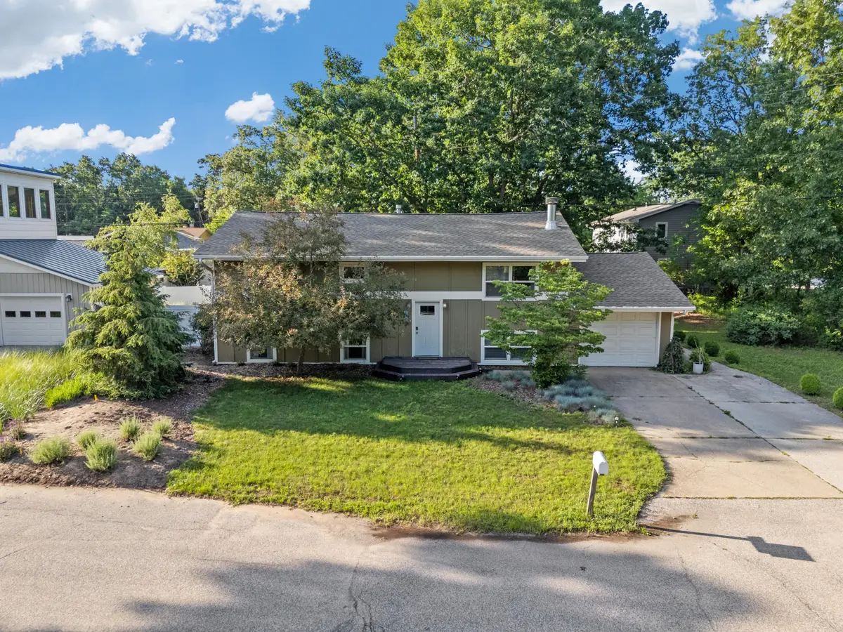 112 Carter Road, Michigan City, IN 46360 - #1