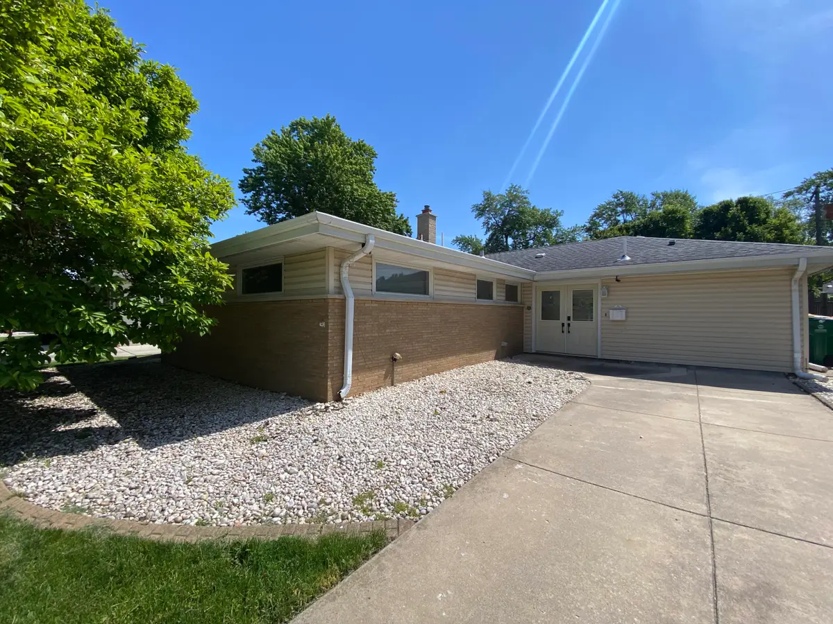 8143 Howard Avenue, Munster, IN 46321 - #1