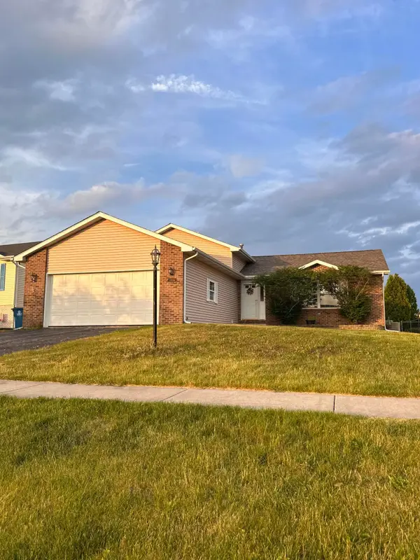 12379 Spencer Place, Crown Point, IN 46307