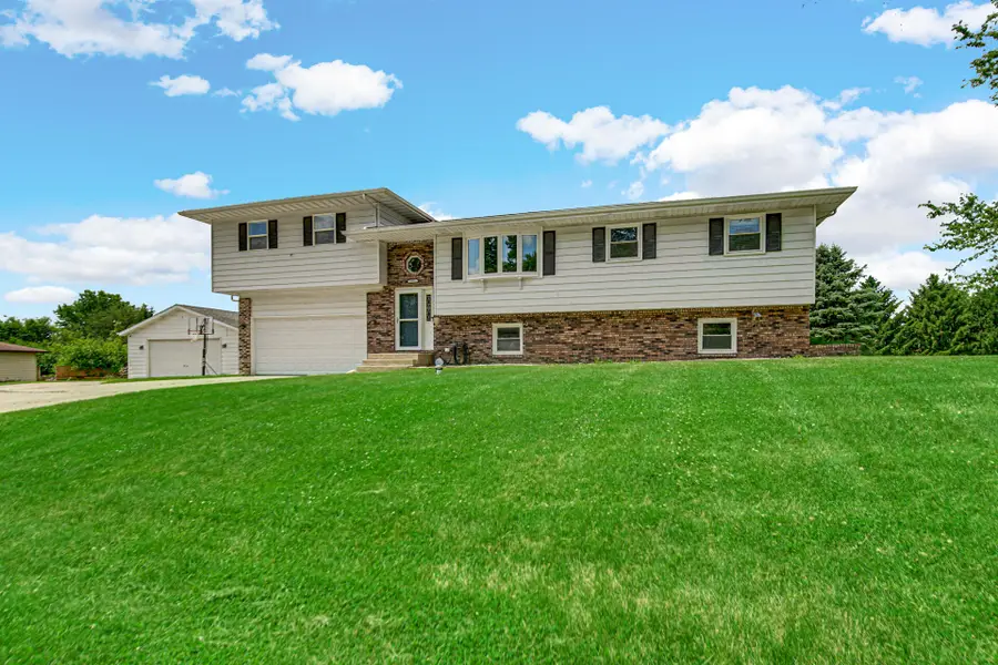 406 Northfield Lane, Valparaiso, IN 46383 - #2