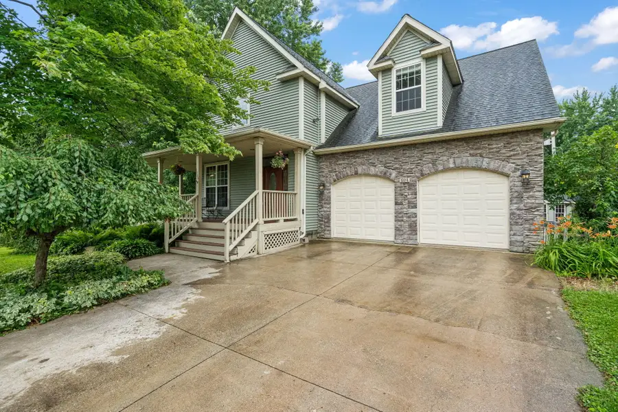 1704 Eisenhower Avenue, Valparaiso, IN 46383 - #2