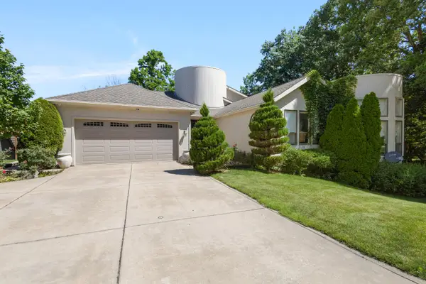 199 Amhurst Place, Valparaiso, IN 46385