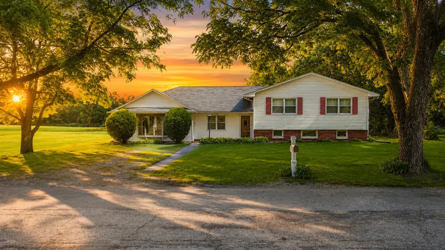 301 W Wilson Street, Hebron, IN 46341 - #2