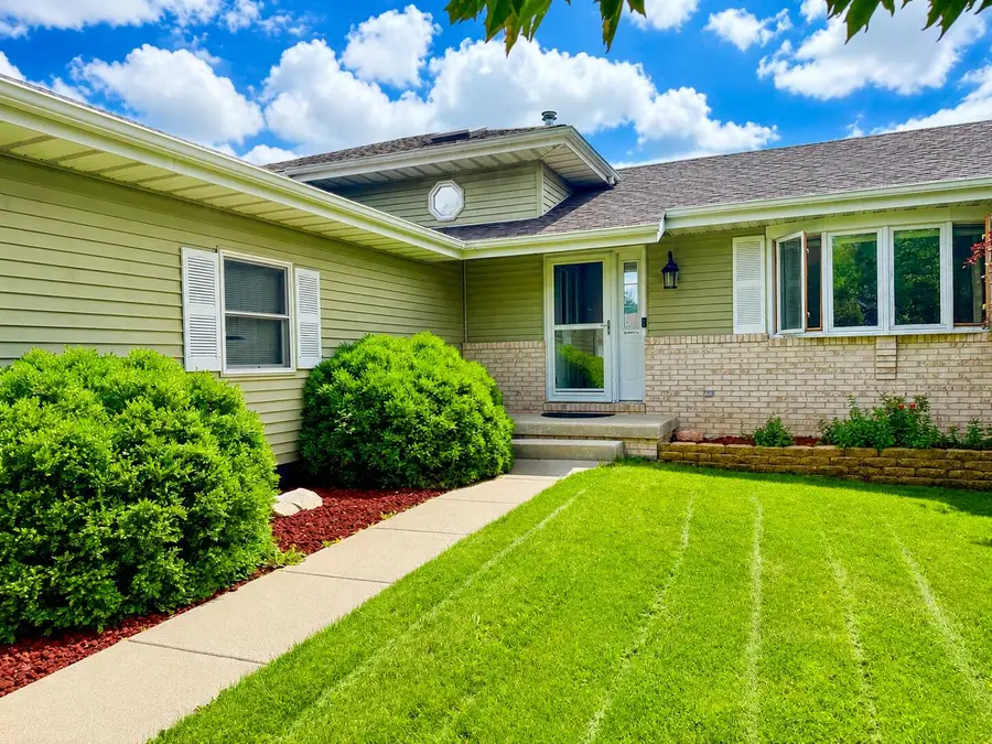 613 Persimmon Pkwy, Hebron, IN 46341 - #2