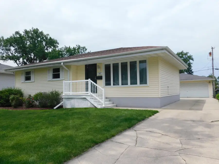 707 212th Street, Dyer, IN 46311 - #2