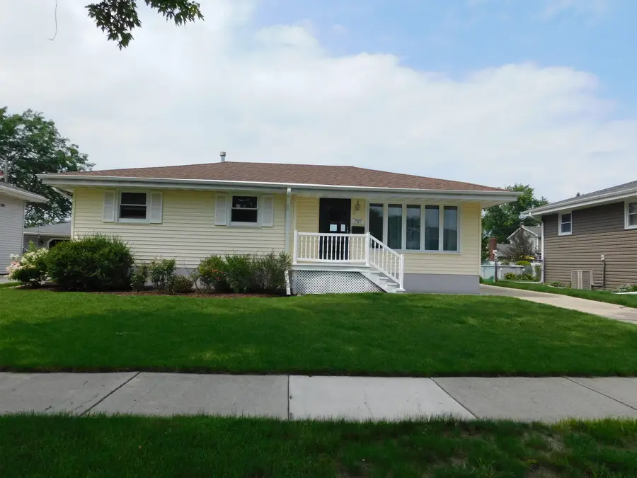 707 212th Street, Dyer, IN 46311 - #3
