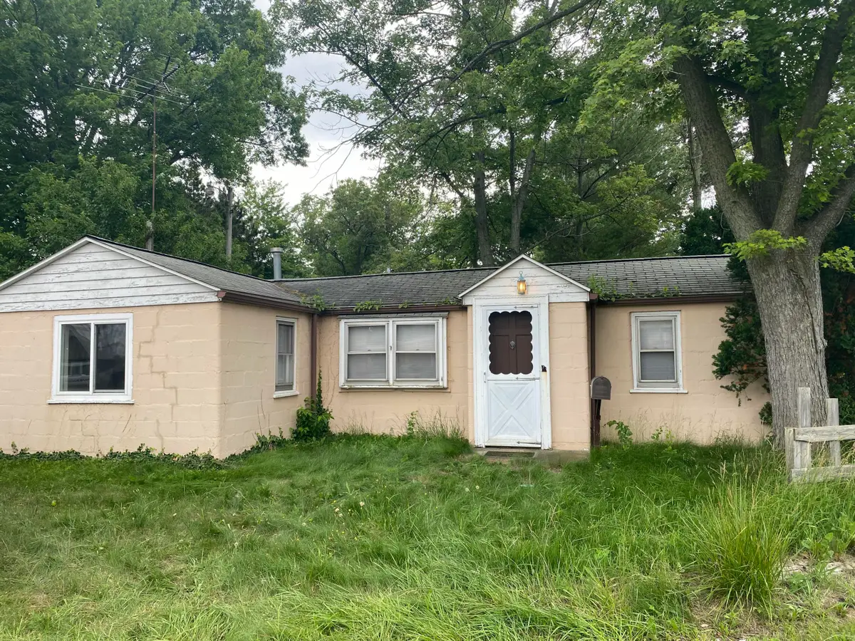 402 Sheridan Avenue, Michigan City, IN 46360 - #1