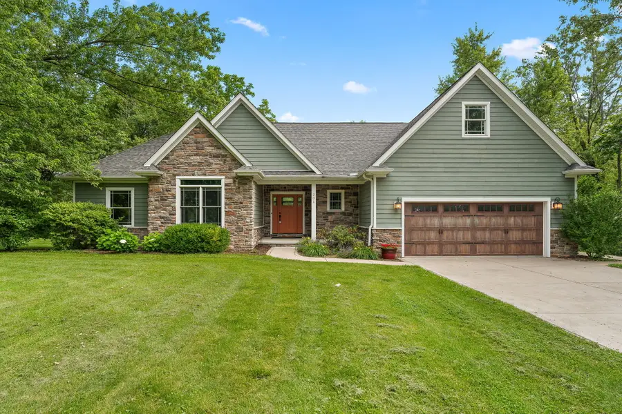 201 Sylvan Court, Valparaiso, IN 46385 - #2