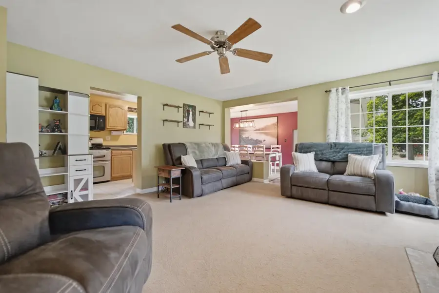 607 Woodlawn Avenue, Chesterton, IN 46304 - #2