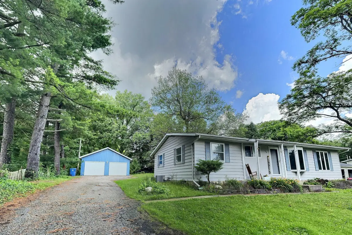 200 Donovan Drive, Valparaiso, IN 46385 - #1