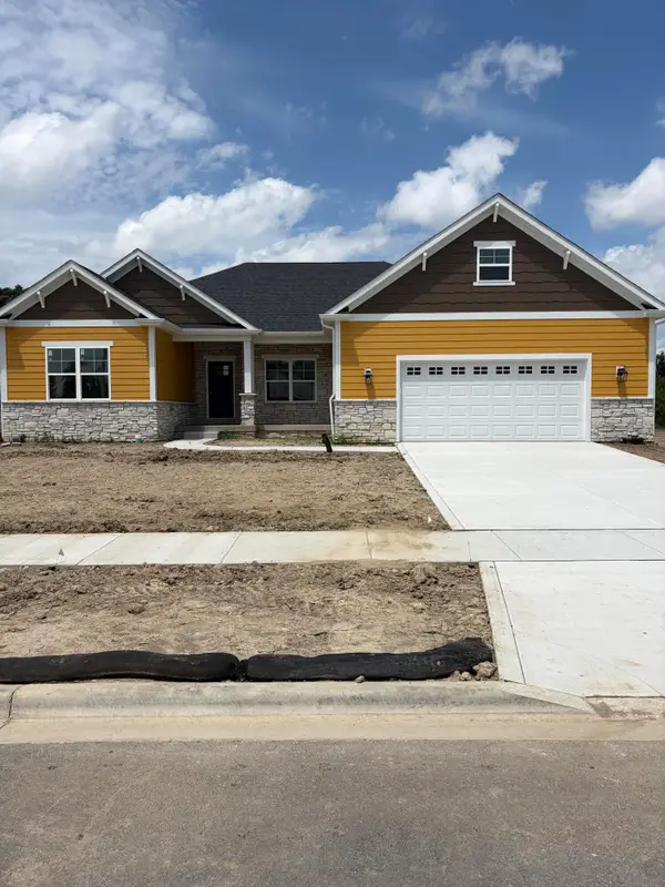 606 Bergamot Court, Crown Point, IN 46307