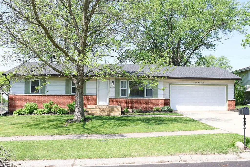 9370 Roosevelt Place, Crown Point, IN 46307 - #1