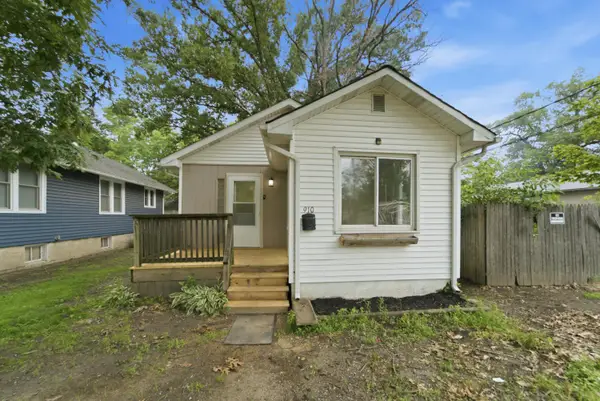 910 E 6th Street, Hobart, IN 46342