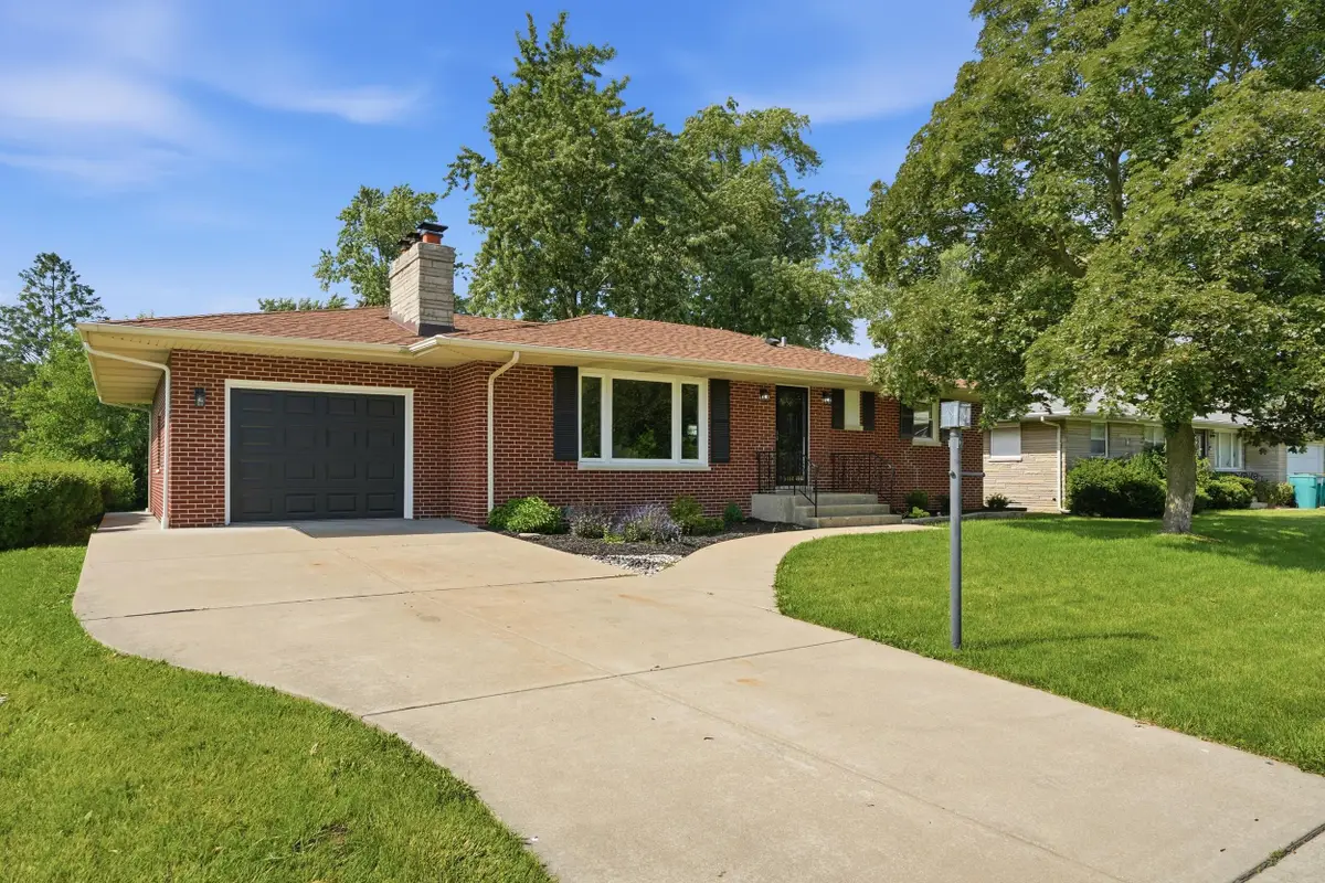 1120 W 54th Avenue, Merrillville, IN 46410 - #1