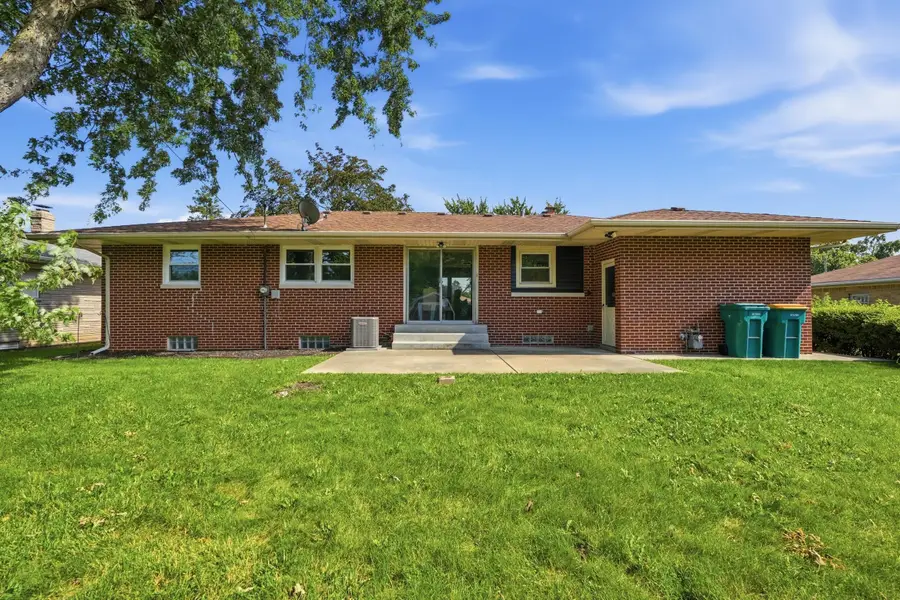 1120 W 54th Avenue, Merrillville, IN 46410 - #3