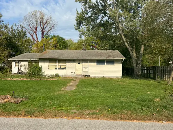 302 Indiana Street, Chesterton, IN 46304