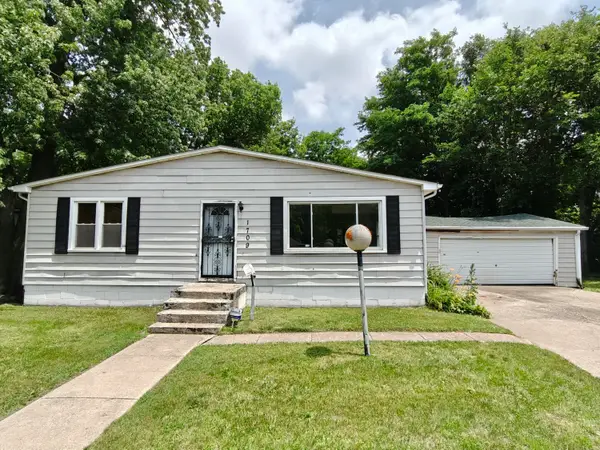 1709 Roosevelt Street, Gary, IN 46404