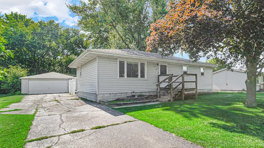 92 N County Line Road, Hobart, IN 46342 - #2