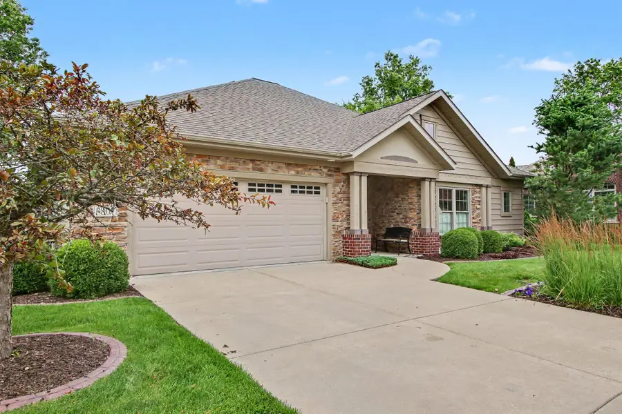 3807 Westbridge Drive, Valparaiso, IN 46383 - #3