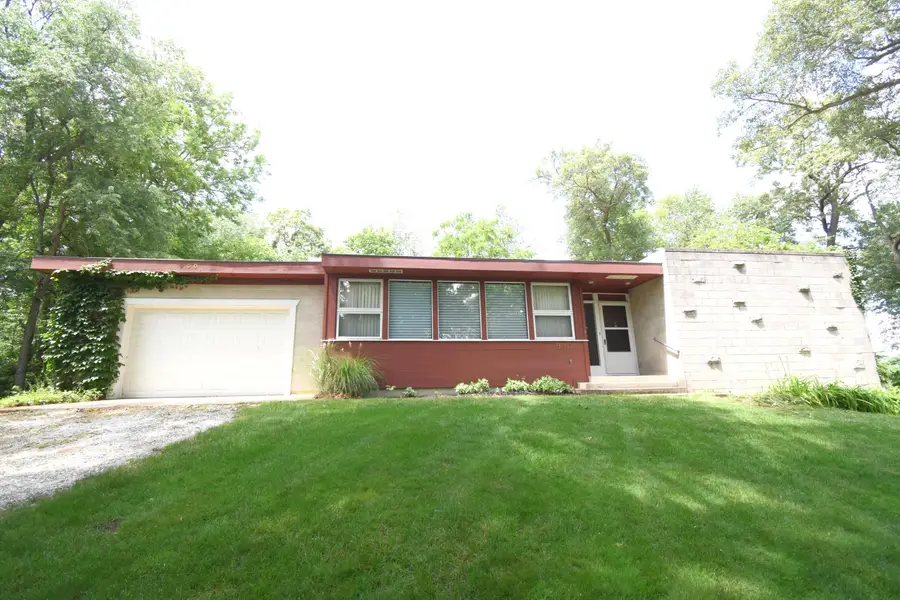 900 W Winding Road, Rensselaer, IN 47978 - #2