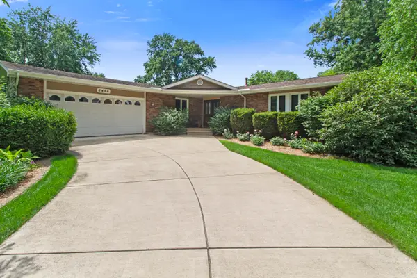 8486 Porter Place, Crown Point, IN 46307