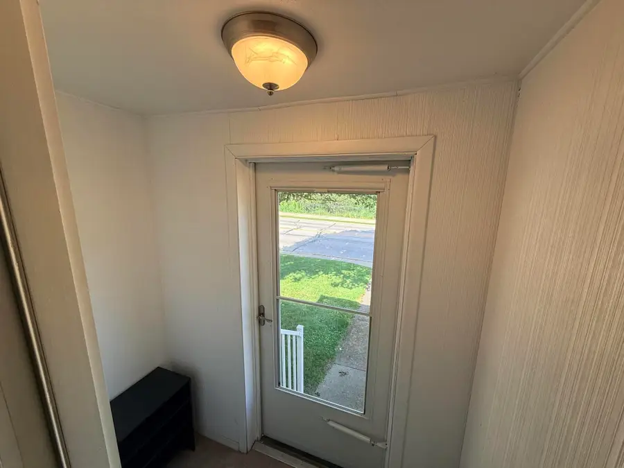 1106 Campbell Street, Valparaiso, IN 46385 - #3