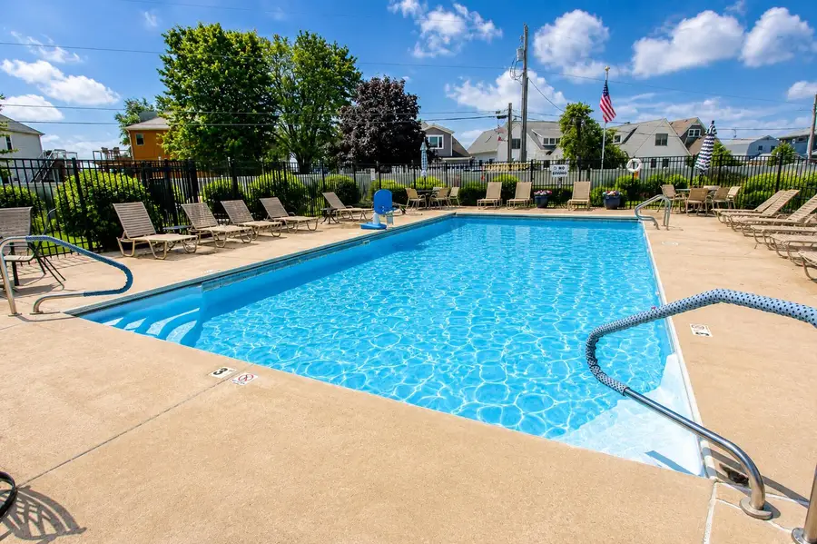 312 Outlook Cove, La Porte, IN 46350 - #2