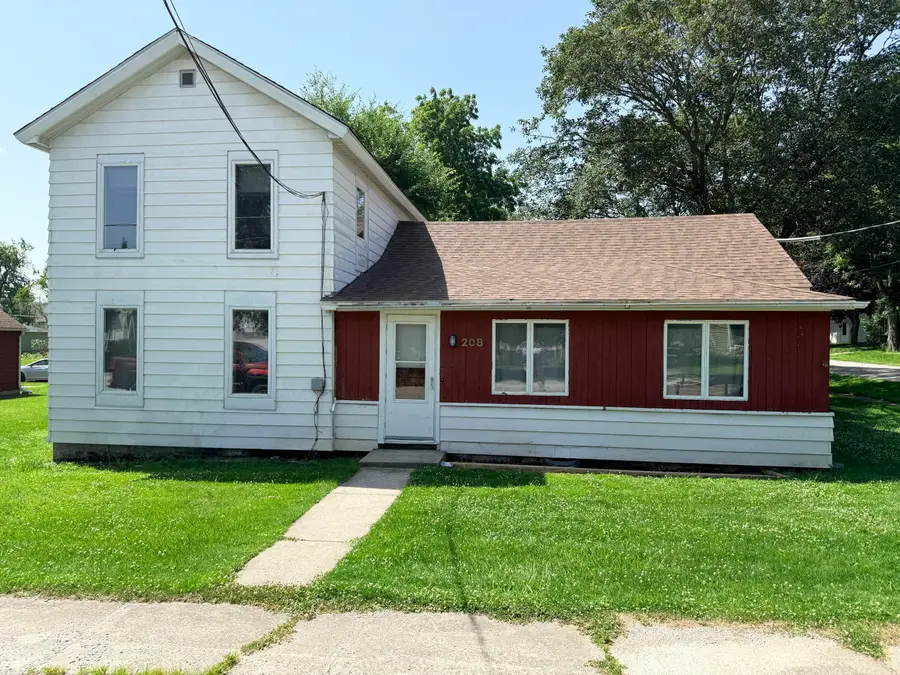 208 W Sigler Street, Hebron, IN 46341 - #2