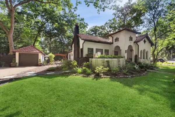 2938 Mount Clair Way, Long Beach, IN 46360