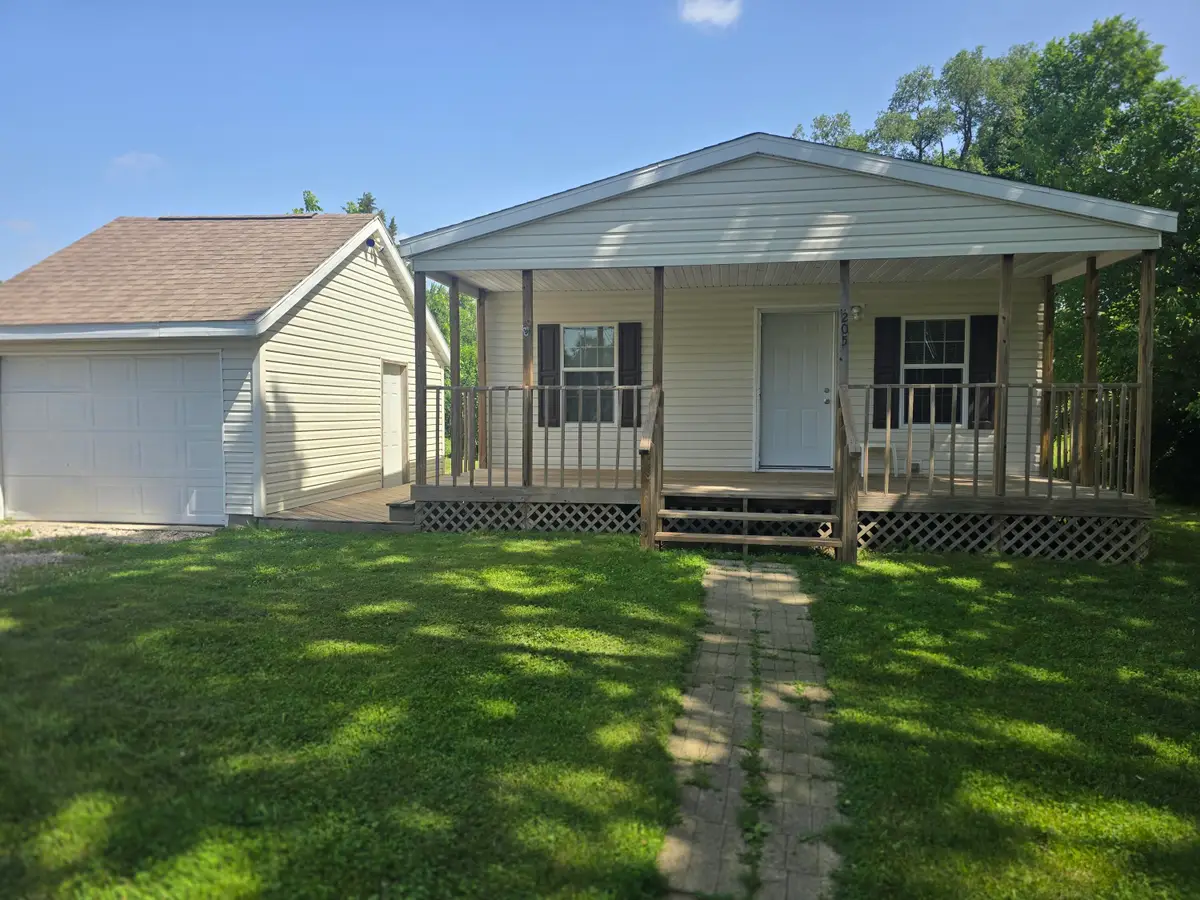 205 W Mcalpin Street, Hebron, IN 46341 - #1