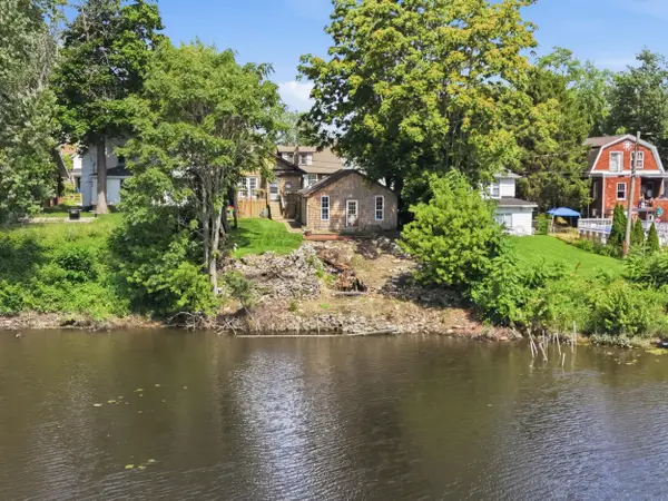 650 Water Street, Hobart, IN 46342