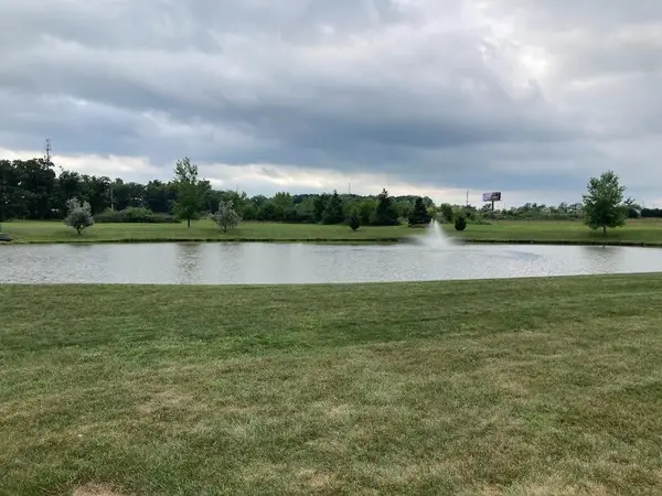 4328 W 78th Place, Merrillville, IN 46410