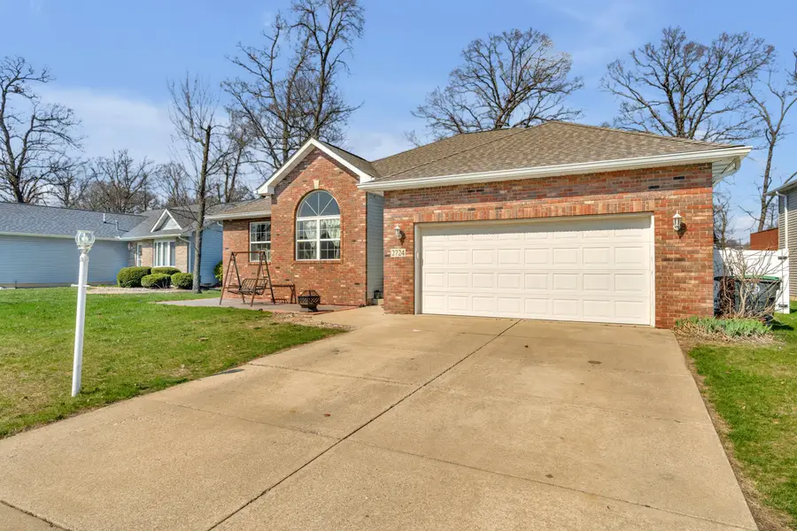 2724 Barberry Drive, Hobart, IN 46342 - #3